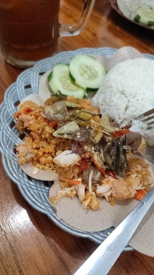 Ayam Geprek Penyet Warung Se 4