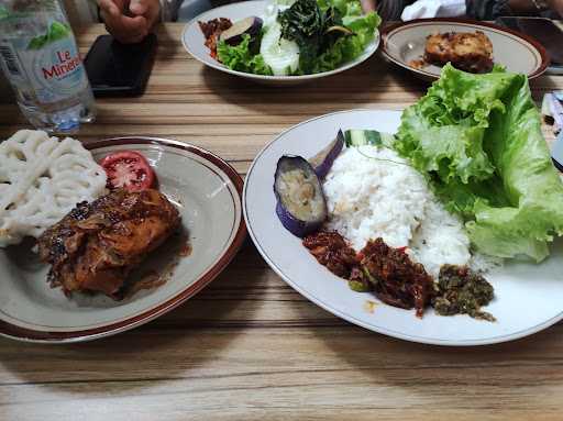 Kedai Kabut 5