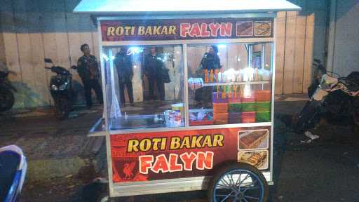 Roti Bakar Falyn 6