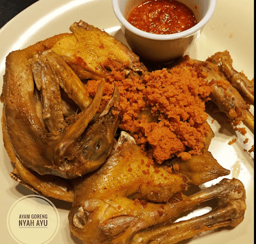 Warung Makan Nyah Ayu ( Special Ayam Goreng Dan Bakar ) 8