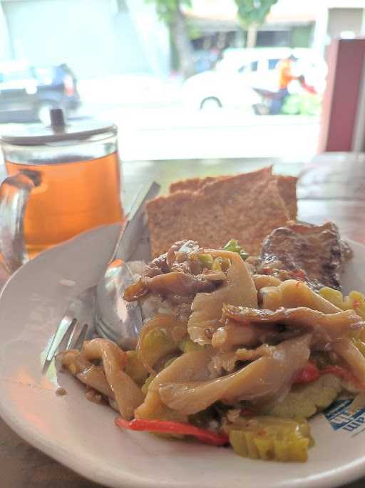 Warung Makan Raos Eco 10