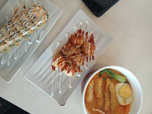 Hangiri Sushi Jepara 10