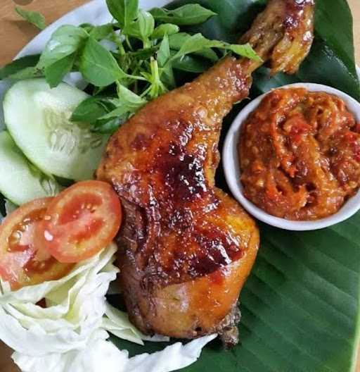 Ayam Geprek,Ayam Bakar Sari Gendis 2