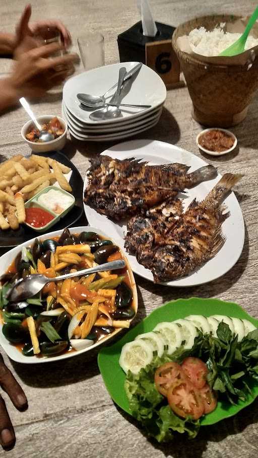 Lumintu Resto Jepara 6