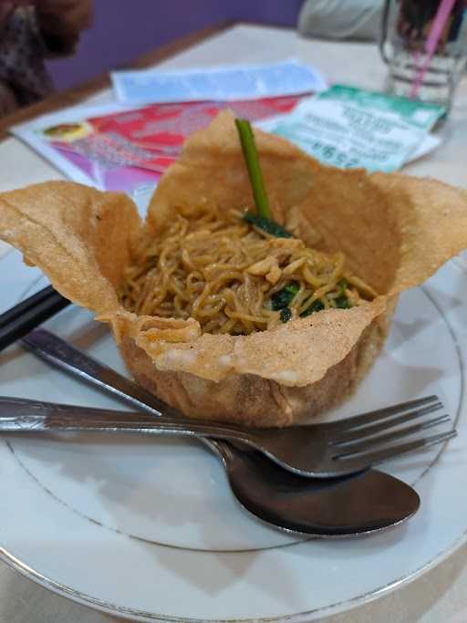 Mie Pangsit Jakarta 8