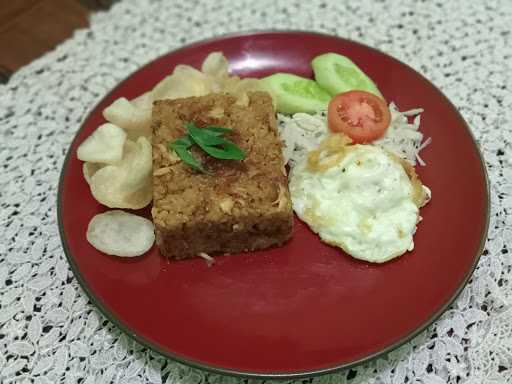 Nasi Goreng Bu Teguh 9