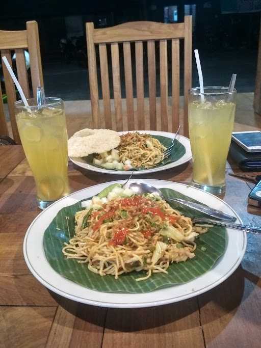 Nasi Goreng Pak Nardi 4