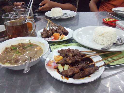 Rumah Makan Nasi Padang Ampera 4