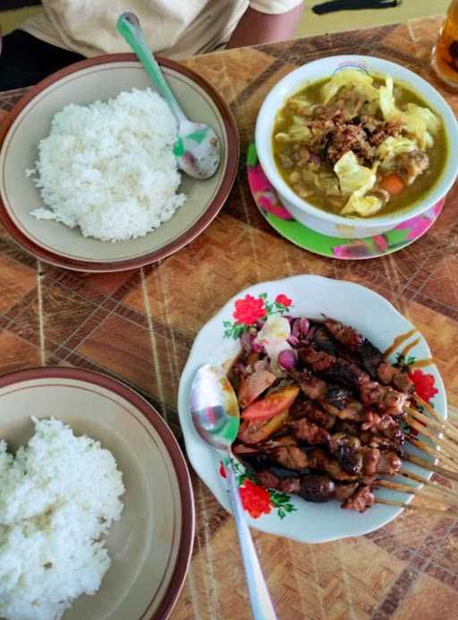 Sate Kambing Jepara Bu Hj. Rahayu 1