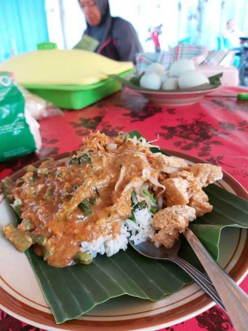 Warung Nasi Pecel Nusantara 9