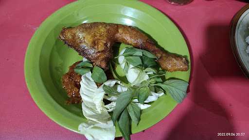 Warung Penyet Khas Lamongan 7