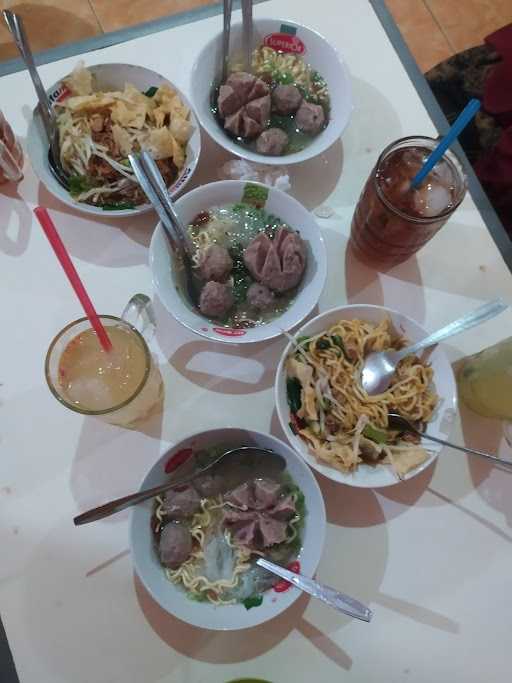 Bakso & Mie Ayam Idola Rasa 6