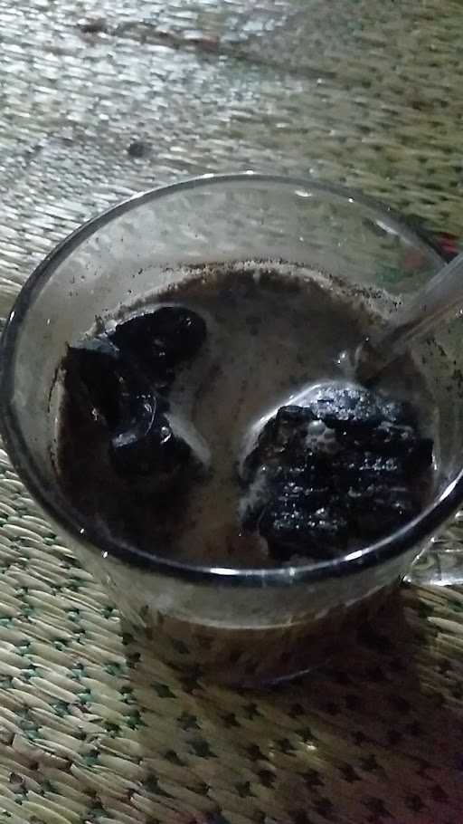 Angkringan Kopi Joss Pak Antun 10