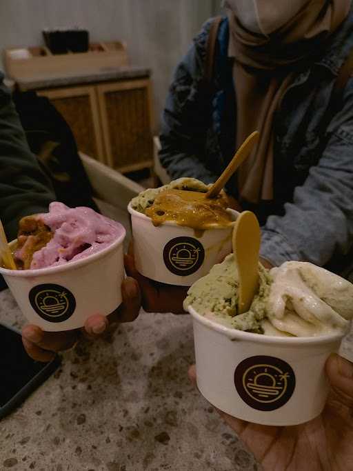 Senja Gelato Tugu 6