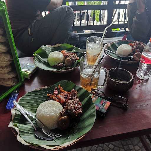 Gudeg Kanjeng Mami Zanti 1