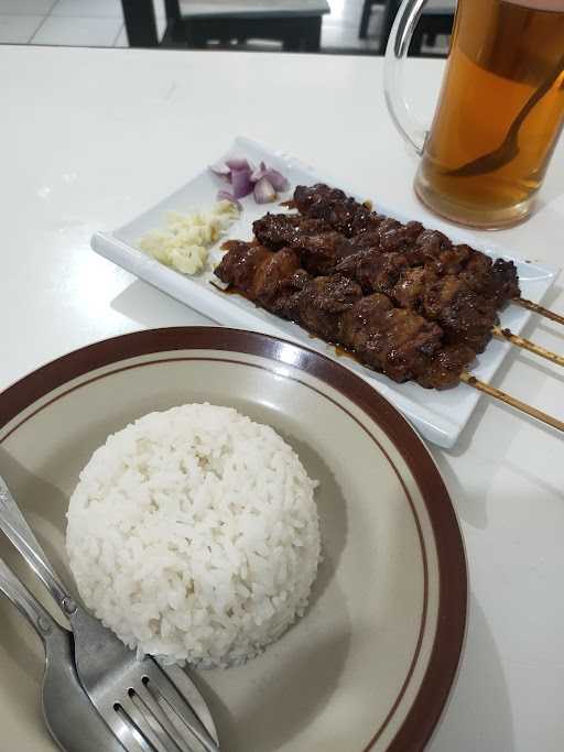 Sate Babi Maranatha 7