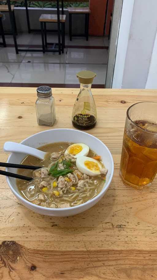 Serasa Noodle Bar 3