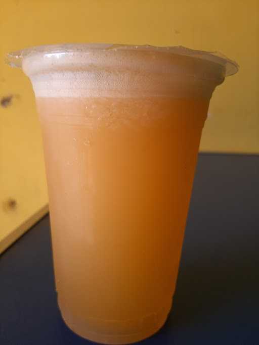 Kedai Jus Buah & Alpokat Kocok 6