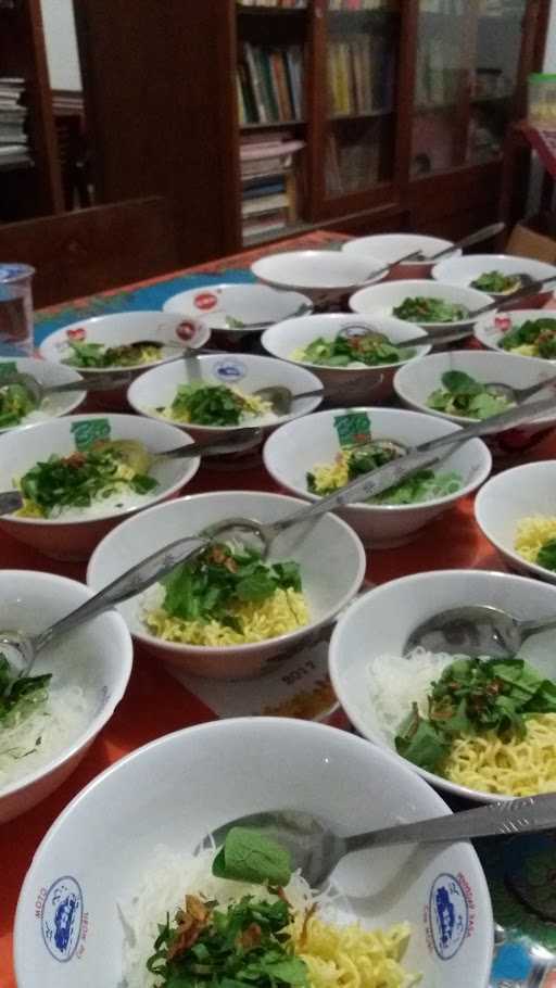 Spesial Bakso & Mie Ayam Cahaya 3