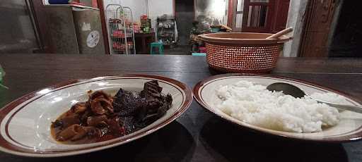 Warung Brongkos Cipto Gandung 6