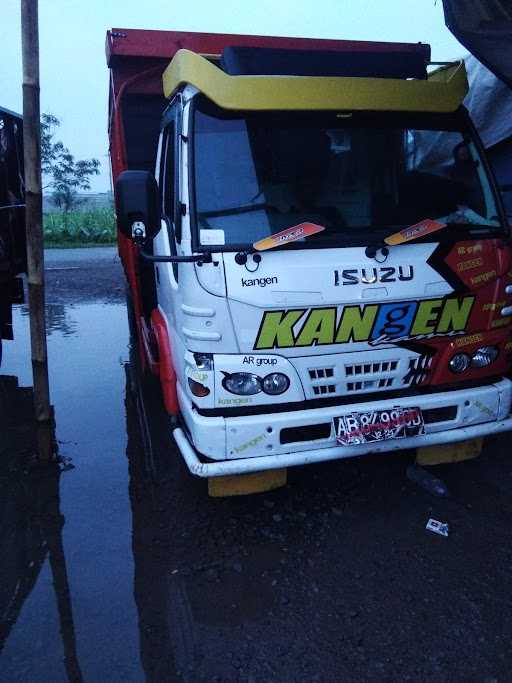 Warung Makan Pojok Klatren 1