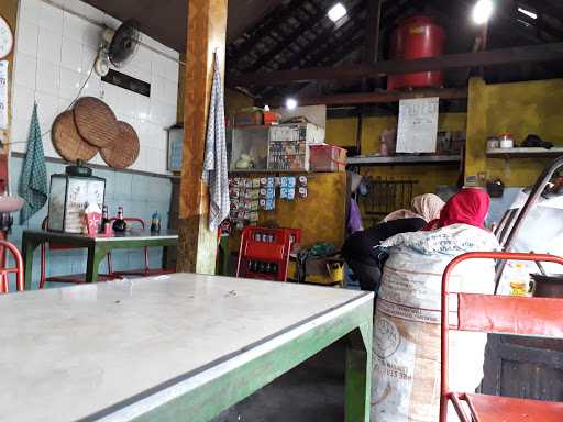 Warung Makan Sate Bu Wahyu 5