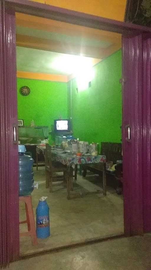 Warung Soto Ayam Kampung Sor Pelem 7