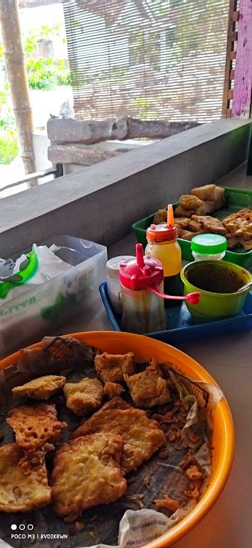 Warung Soto Bu Jujuk 1