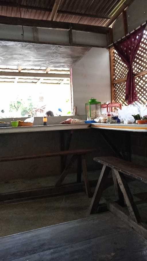 Warung Soto Bu Jujuk 5