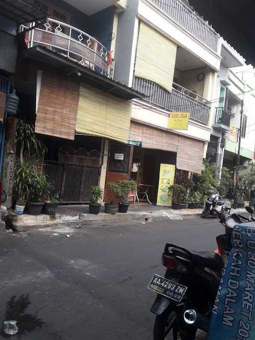 Gudeg Jogja Bu Narti 3