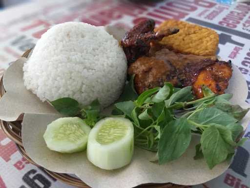 Warung Nyonyah Lidia 7