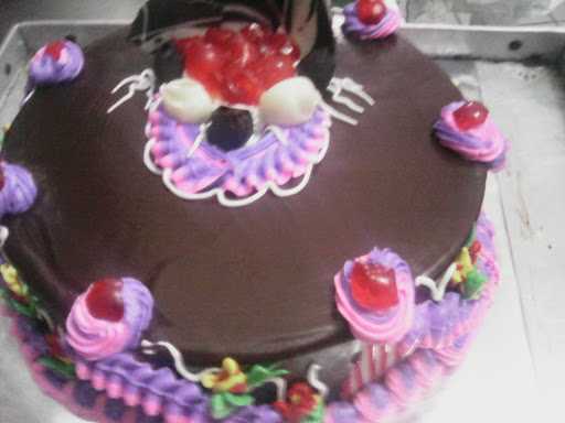 Bob D'Light Cake Dan Bakery 2