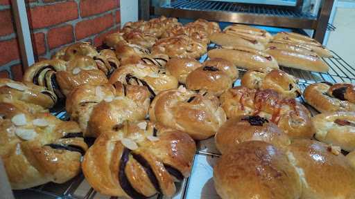 Fan'S Bread Cilegon 10