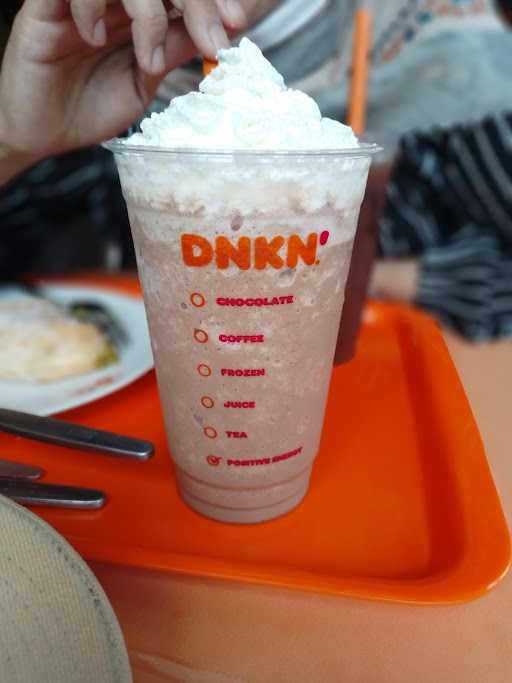 Dunkin' Cilegon Raya 4