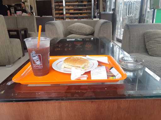 Dunkin' Cilegon Raya 9