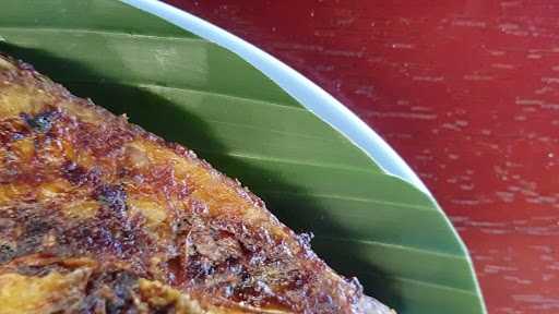 Ikan Bakar Apollo 4