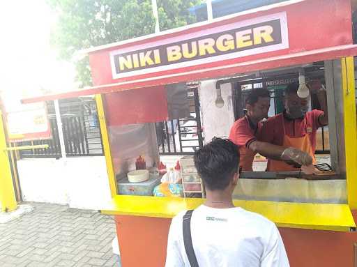 Niki Burger 3