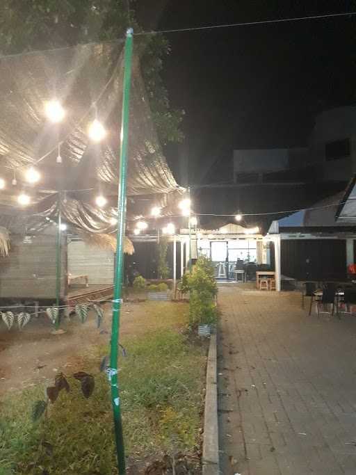 Pangandaran Resto 7