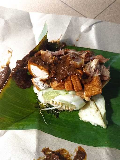 Rujak Cingur Bu Bokin 8