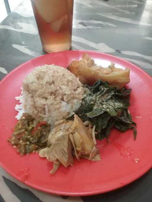 Rumah Makan Padang Putri Minang 3