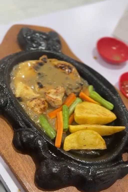 Steaky Steak Cilegon 3