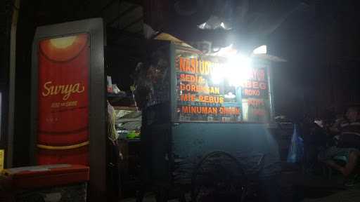 Warung Nasi Uduk Rabek Pak Ishak 5