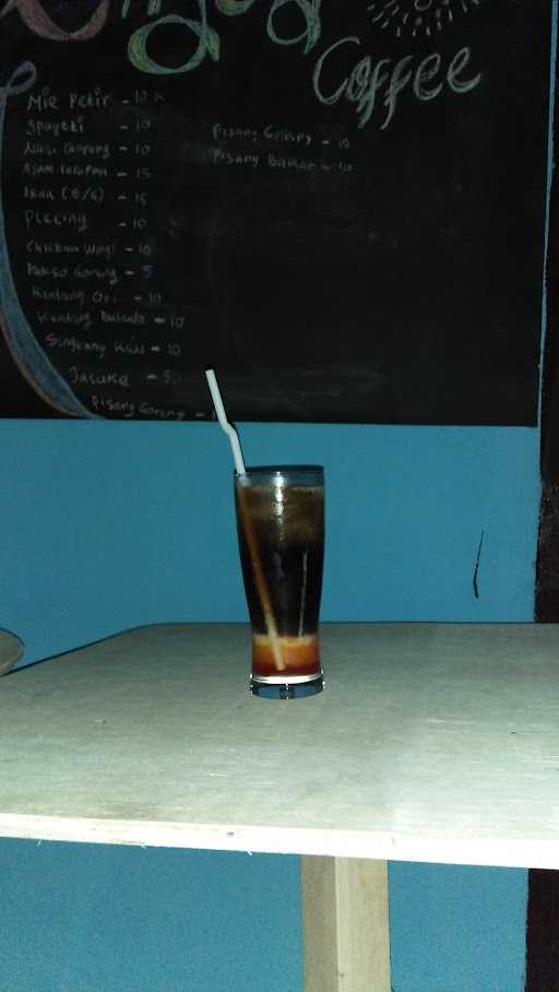 Manggo Coffee House 1