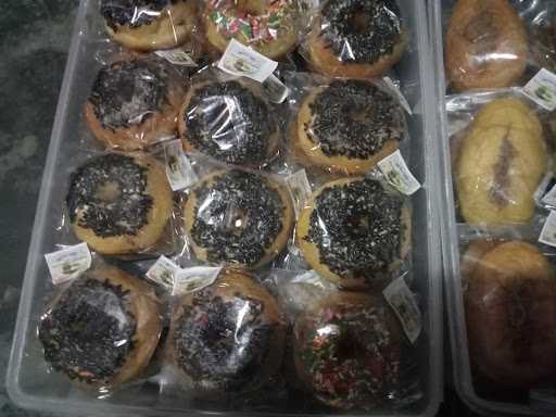 Penjual Kue Donat 2