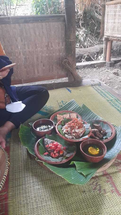 Warung Bambu Bonjeruk 3