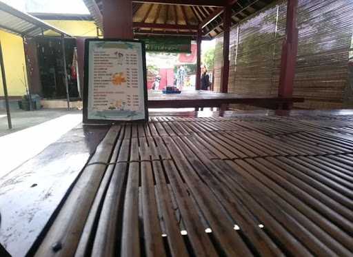 Warung Pojok Puyung 8