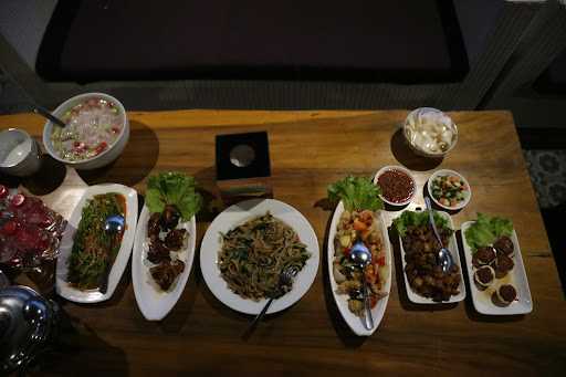 Brawijaya Garden Resto Batu 4