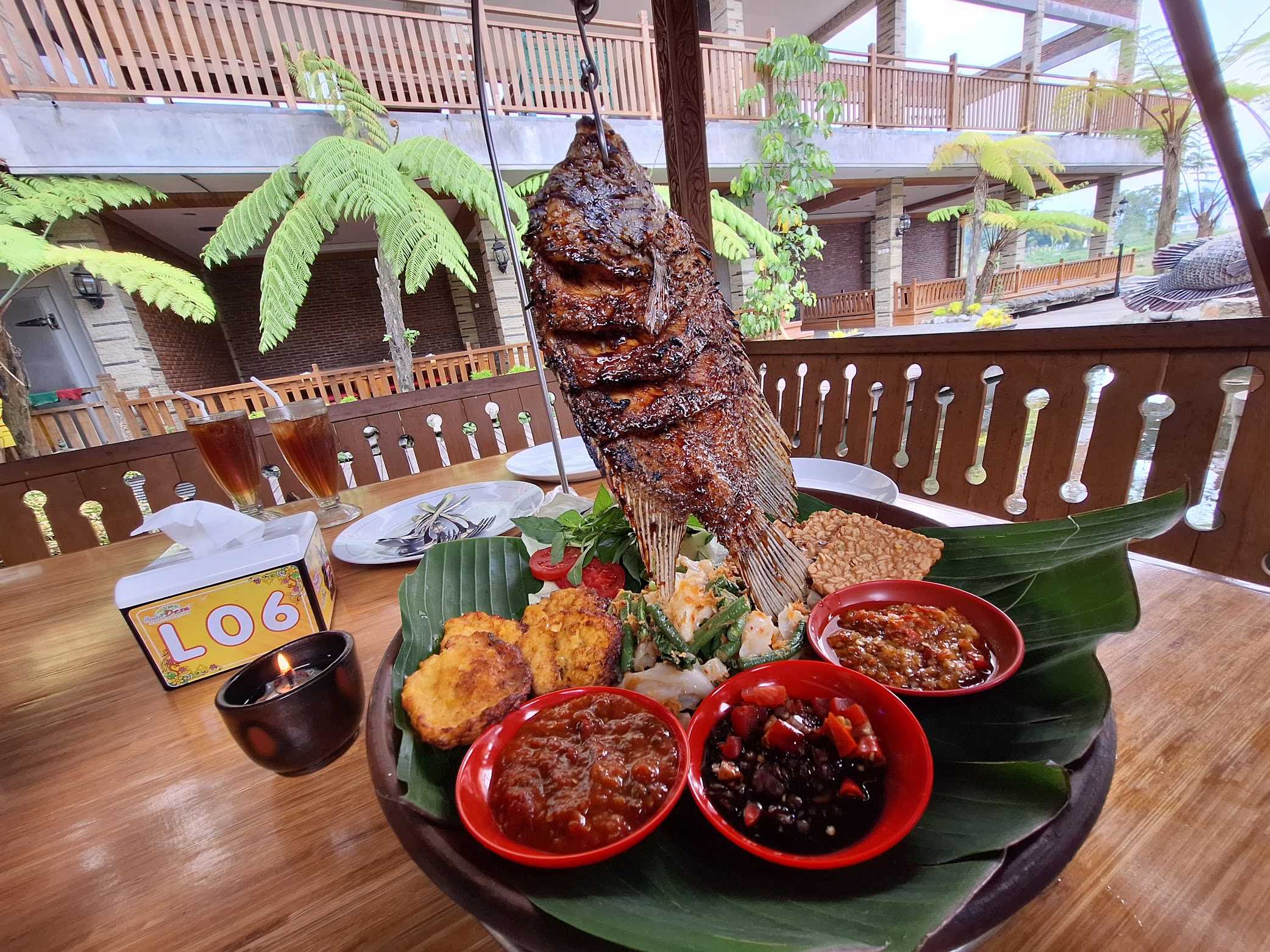 Pondok Desa Traditional Restoran Batu 1