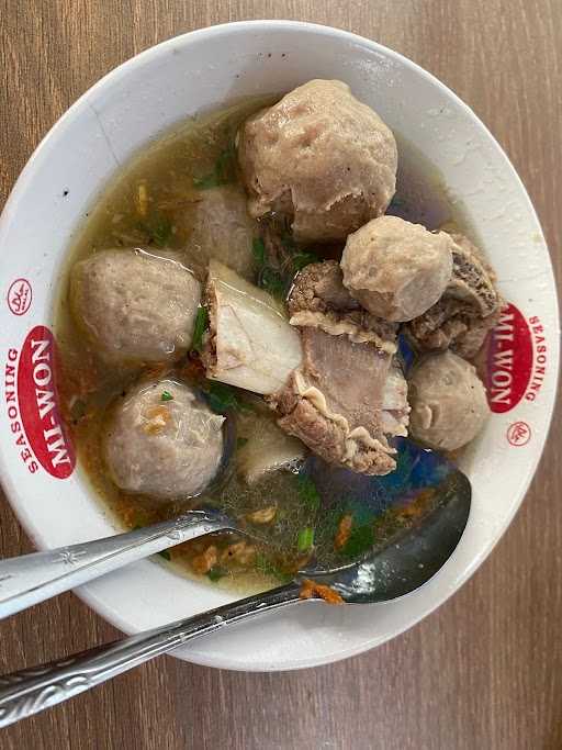 Bakso Malvinas 3