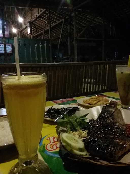 Restoran Bandeng - Rindang 84 Ngebruk 3